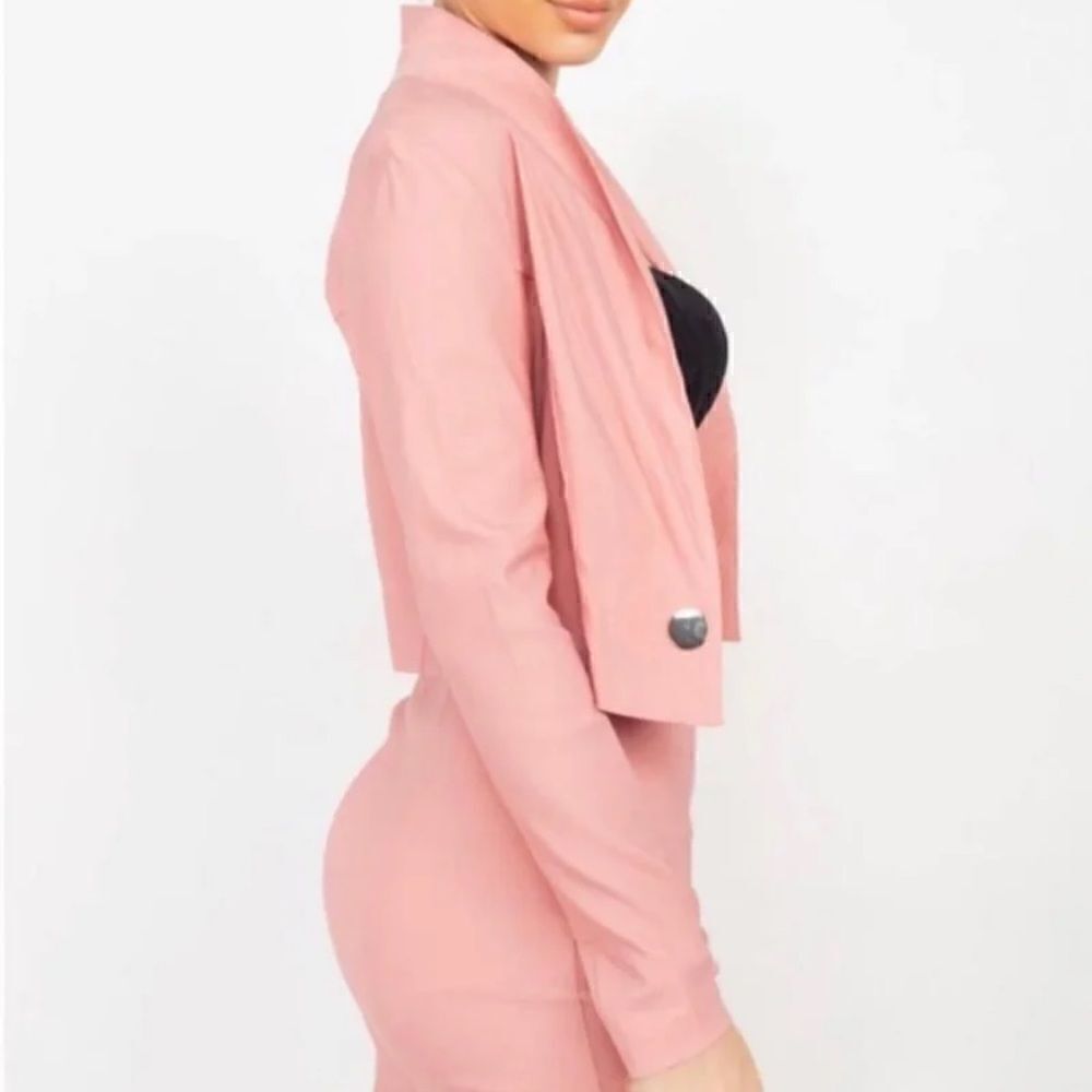 Pink skirt set - Picture 3 of 11